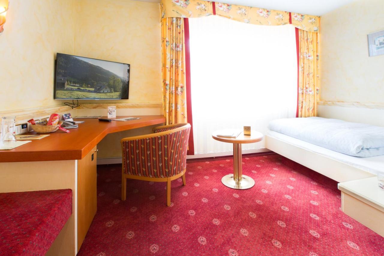 Akzent Hotel Restaurant Altdorfer Hof Weingarten  Exteriér fotografie